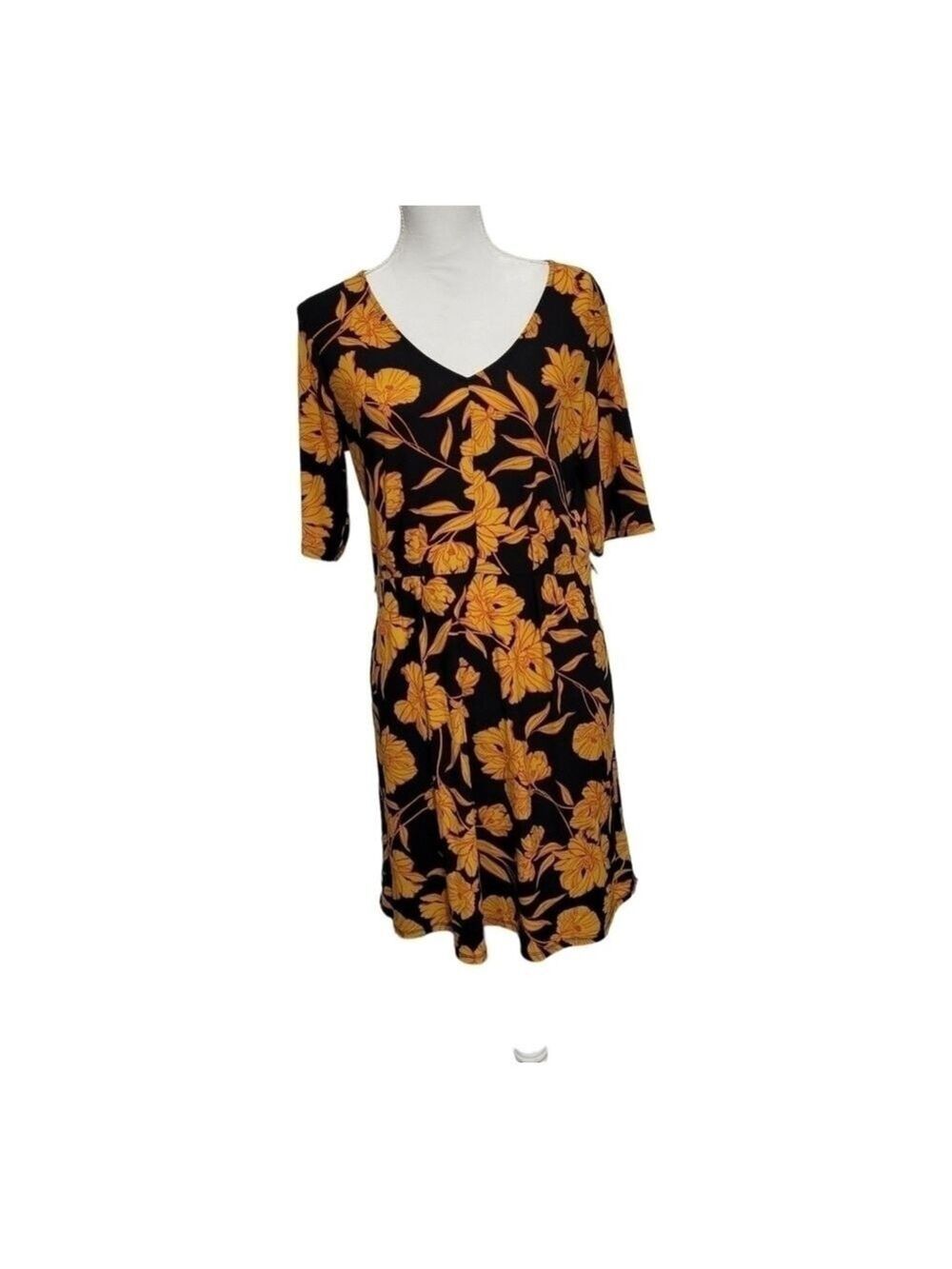 APT 9 Black With Floral Print Pleated Pullover Dress L